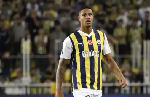 Foto - Fenerbahçe’de skandal! Sosyal medya ayağa kalktı: Takım bu haberle çalkalanıyor: Ortalık toz duman olacak…