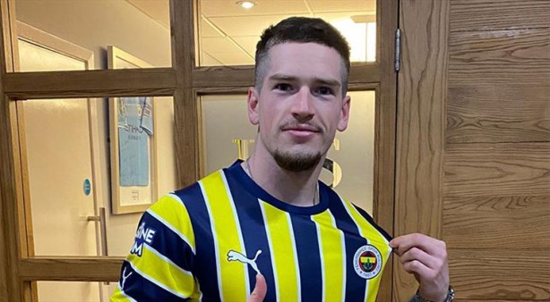 Foto - Fenerbahçe'de sürpriz ayrılık! Yıldız ismin yeni takımı herkesi şaşırttı! Bunu hiç kimse beklemiyordu
