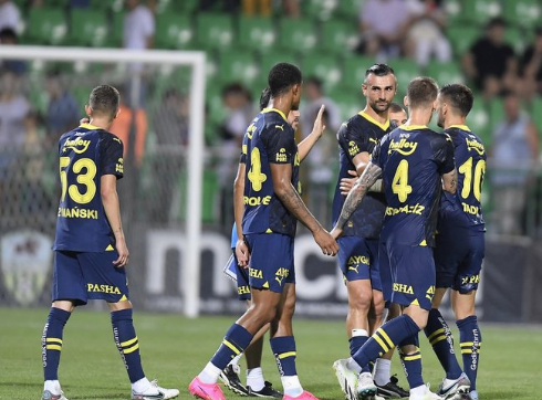 Foto - Fenerbahçe'de sürpriz bir gelişme daha: Büyük devrim! 3 talip birden...