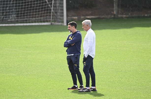 Foto - Fenerbahçe'de Twente maçı öncesi bomba karar! Mourinho öldürücü silahını dünyaya duyurdu bile..