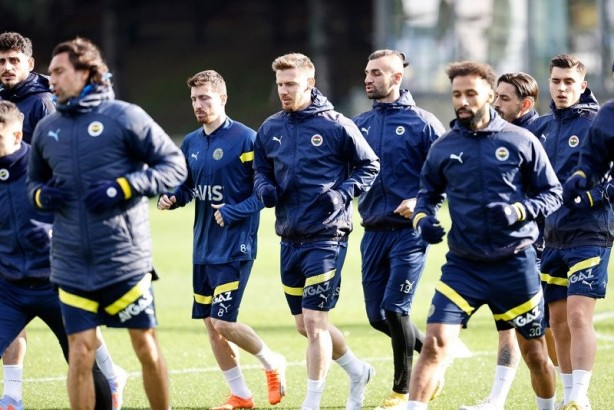 Foto - Fenerbahçe'de Valencia kararı! Beşiktaş derbisinde oynayacak mı?