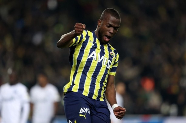 Foto - Fenerbahçe'de Valencia kararı! Beşiktaş derbisinde oynayacak mı?