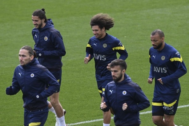 Foto - Fenerbahçe'de Valencia kararı! Beşiktaş derbisinde oynayacak mı?