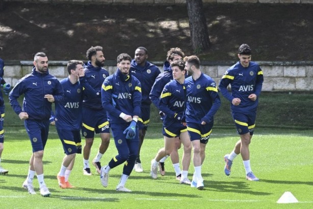 Foto - Fenerbahçe'de Valencia kararı! Beşiktaş derbisinde oynayacak mı?