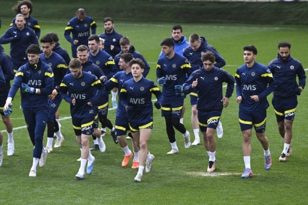 Foto - Fenerbahçe'de Valencia kararı! Beşiktaş derbisinde oynayacak mı?