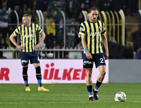 Foto - Fenerbahçe'de yabancı krizi! 2 isimle yollar ayrılıyor: Bu kadar kadro şişince olacağı buydu zaten...