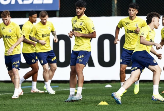 Fenerbahçe'de yabancı krizi! 2 isimle yollar ayrılıyor: Bu kadar kadro şişince olacağı buydu zaten...