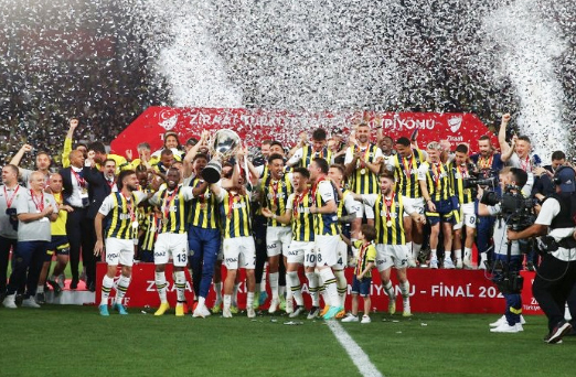 Foto - Fenerbahçe'de yaprak dökümü! Yıldız ismin yeni adresi... Bakın ne isteyecekler
