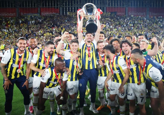 Foto - Fenerbahçe'de yaprak dökümü! Yıldız ismin yeni adresi... Bakın ne isteyecekler