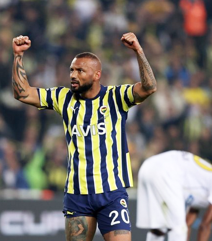 Foto - Fenerbahçe'de yaprak dökümü! Yıldız ismin yeni adresi... Bakın ne isteyecekler