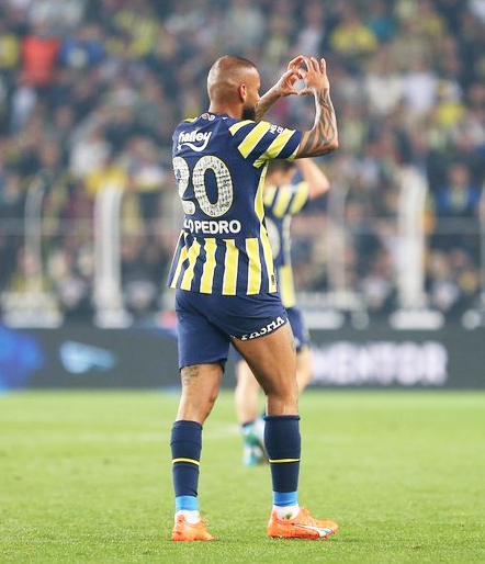 Foto - Fenerbahçe'de yaprak dökümü! Yıldız ismin yeni adresi... Bakın ne isteyecekler