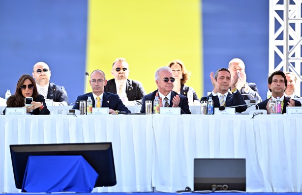 Foto - Fenerbahçe'de yeni kriz patlak verdi! Ali Koç maaşına zam yapmadı, bedavaya gidiyor