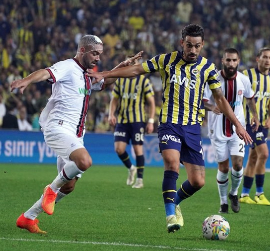 Foto - Fenerbahçe’de yeni maraton esas şimdi başlıyor! Sözleşmeler için herkes görüşme odasına…