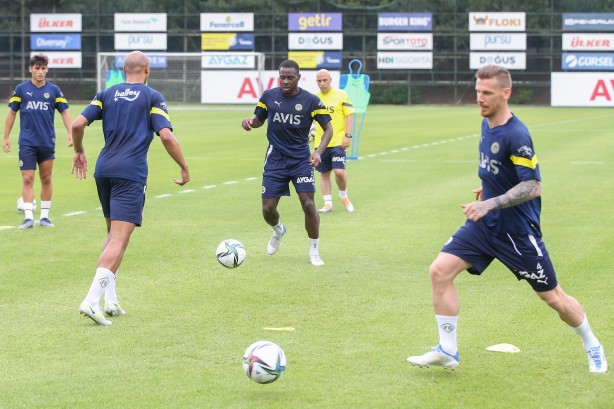 Foto - Fenerbahçe'de yoğun antrenman mesaisi