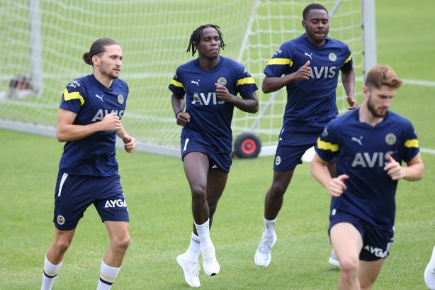 Foto - Fenerbahçe'de yoğun antrenman mesaisi