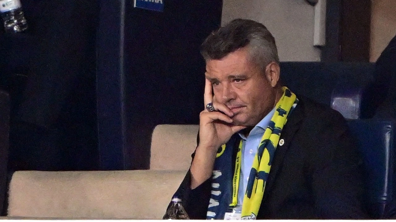 Foto - Fenerbahçe’de zoraki birliktelik sona mı eriyor? Menajer geldi bile: Şok gelişmeyi duyurdular…