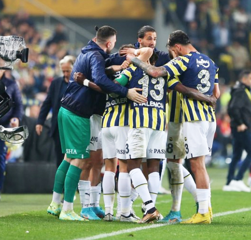 Foto - Fenerbahçe'den 3 transfer birden! Edin Dzeko'nun ardından... İmzalar an meselesi: