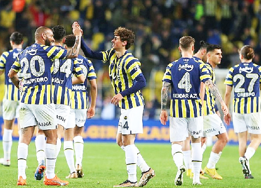 Foto - Fenerbahçe'den beklenmedik haber geldi! O isim radara takıldı bile...