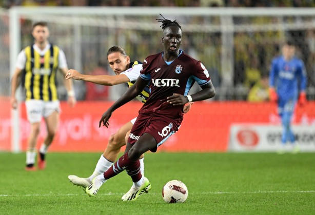 Foto - Fenerbahçe’den beklenmedik hamle! Ağızlar bir karış açık kalacak… Olay hareket gerçekleşiyor…