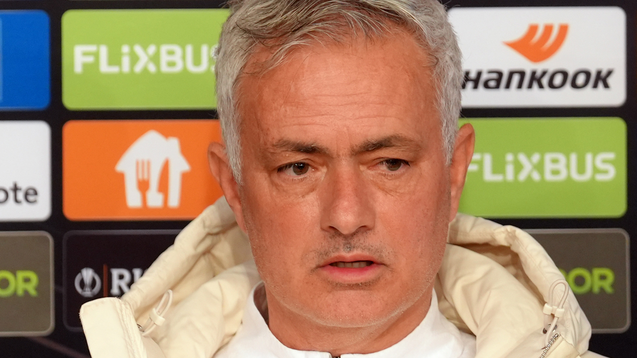 Foto - Fenerbahçe’den beklenmedik Mourinho kararı çıkar mı? Tam 25 yıl önce sadece… Taraftarı ayağa kaldıracak gelişme!