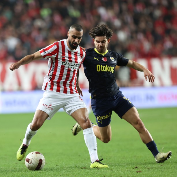 Foto - Fenerbahçe'den beklenmedik transfer! Canlı yayında ağzından kaçırdı! Çok büyük sürpriz: Şok karar!