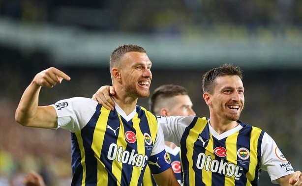 Foto - Fenerbahçe'den bir bomba transfer daha! Yıldız oyuncu kulübüne resti çekti...