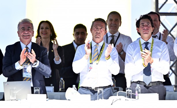 Foto - Fenerbahçe'den bir garip 'siyaset' açıklaması! Tüm partilere eşit mesafedeyiz vurgusu...