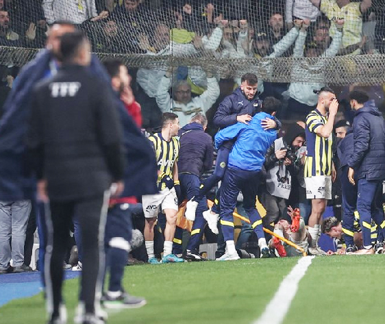 Fenerbahçe'den Galatasaray'a jeneriklik gol geliyor! Yok böyle bir hamle...