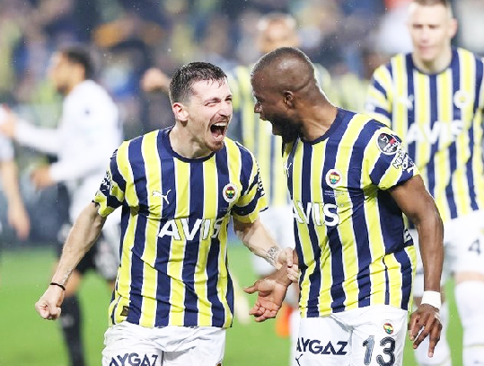 Foto - Fenerbahçe'den Galatasaray'a jeneriklik gol geliyor! Yok böyle bir hamle...