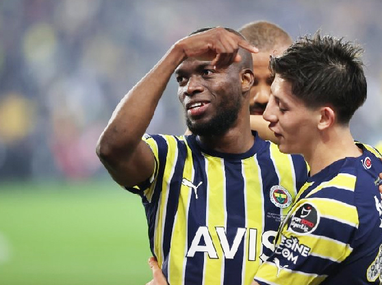 Foto - Fenerbahçe'den Galatasaray'a jeneriklik gol geliyor! Yok böyle bir hamle...