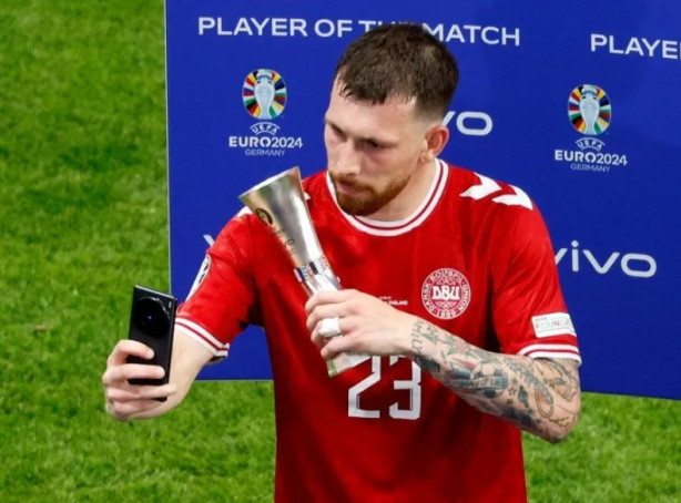 Foto - Fenerbahçe’den Galatasaray’a tarihe geçecek transfer çalımı! Mourinho’nun adı yetti