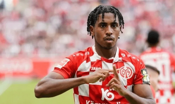 Foto - Fenerbahçe'den Galatasaray'a transfer çalımı! Kanarya'dan flaş transfer girişimi...