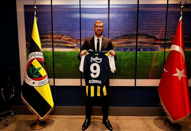 Foto - Fenerbahçe'den Galatasaraylı yıldıza kanca! Edin Dzeko sonrası yer yerinden oynacak...
