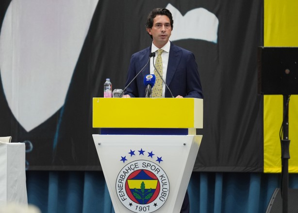 Foto - Fenerbahçe'den Hacıosmanoğlu'na mesaj! Kürsüden gönderme: Yıldız savaşları başladı mı?