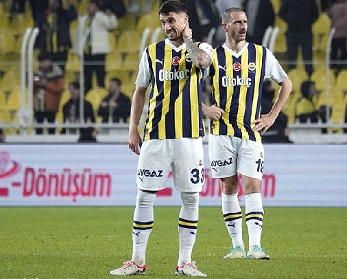 Foto - Fenerbahçe’den herkesi şaşırtan "Krunic" kararı! Hiç kimse bunu beklemiyordu! Taraftarlar çıldıracak...
