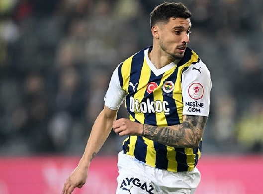 Fenerbahçe’den herkesi şaşırtan "Krunic" kararı! Hiç kimse bunu beklemiyordu! Taraftarlar çıldıracak...