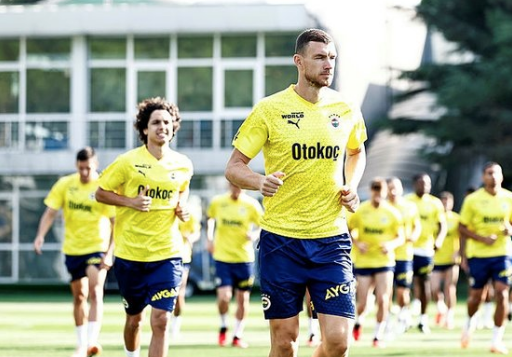 Foto - Fenerbahçe'den olay ters köşe! Orta saha derken...