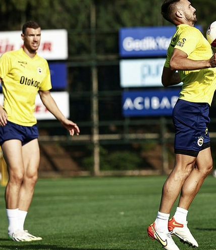 Foto - Fenerbahçe'den olay ters köşe! Orta saha derken...