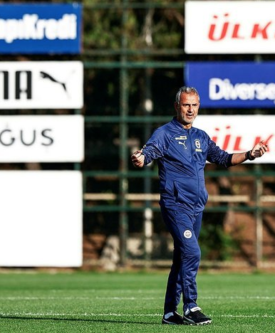 Foto - Fenerbahçe'den olay ters köşe! Orta saha derken...