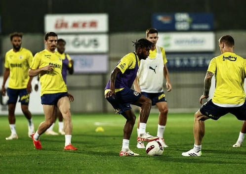 Foto - Fenerbahçe'den olay ters köşe! Orta saha derken...