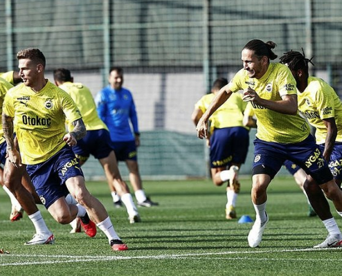 Foto - Fenerbahçe'den olay ters köşe! Orta saha derken...
