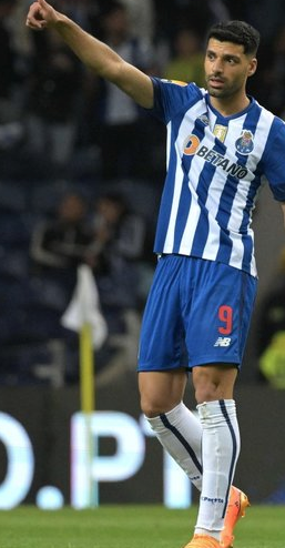 Foto - Fenerbahçe'den olay ters köşe! Orta saha derken...