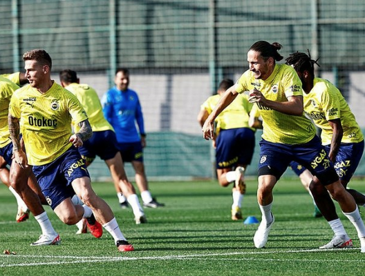 Foto - Fenerbahçe'den olay ters köşe! Orta saha derken...