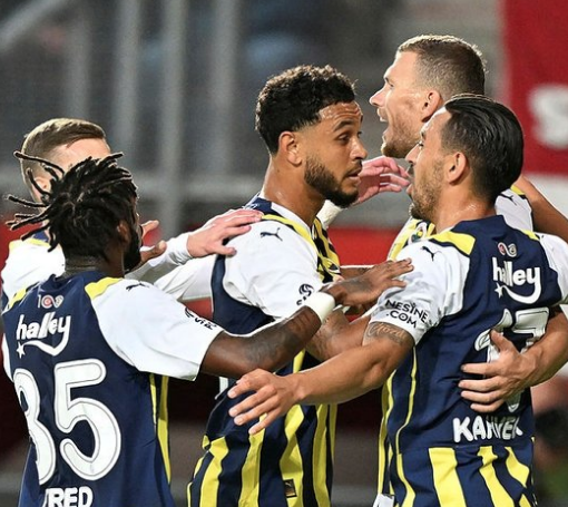 Foto - Fenerbahçe'den olay ters köşe! Orta saha derken...