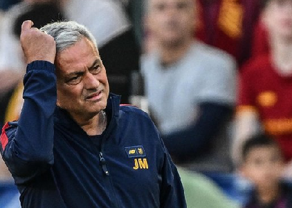 Foto - Fenerbahçe'den şok Dzeko kararı! Mourinho'nun gelişi sonrası...