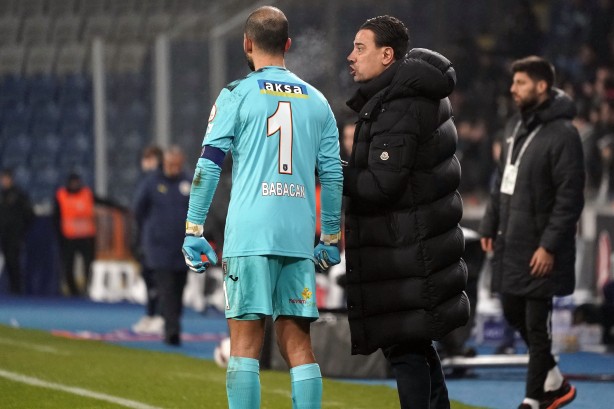 Foto - Fenerbahçe'den son 10 yılın en bomba transferi! Türk futbolu neye uğradığını şaşıracak: Baktı olmuyor üzerine bir daha deniyor