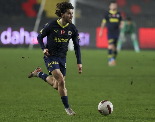 Foto - Fenerbahçe'den sürpriz karar! Galatasaray'ın gözdesine kafayı fena halde taktılar! Sezon sonu gelecek mi?