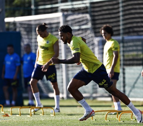 Foto - Fenerbahçe'den sürpriz transfer! Sağ gösterip sol vuracak: Bu sefer olacak...