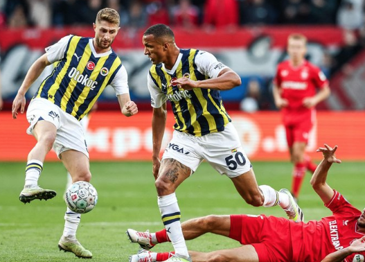 Foto - Fenerbahçe'den sürpriz transfer! Sağ gösterip sol vuracak: Bu sefer olacak...