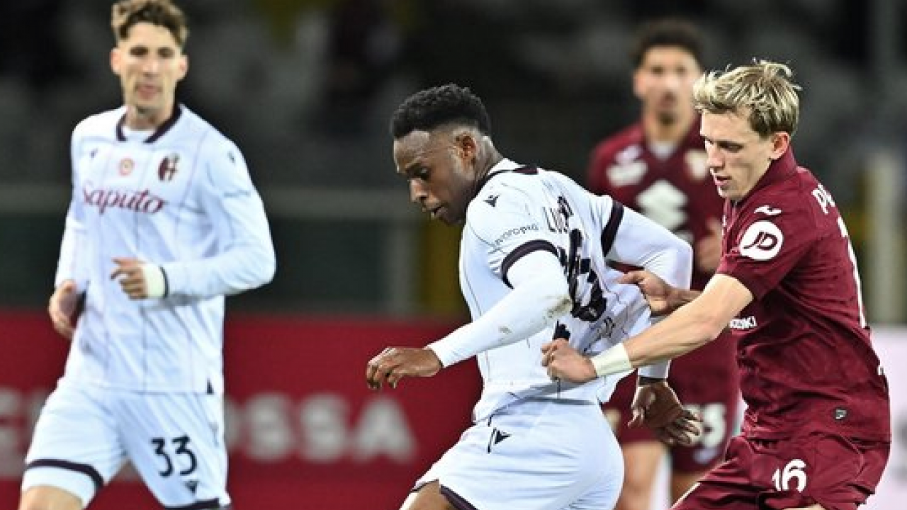 Fenerbahçe'den yeni sezona sürpriz transfer! Yönetim düğmeye bastı bile...